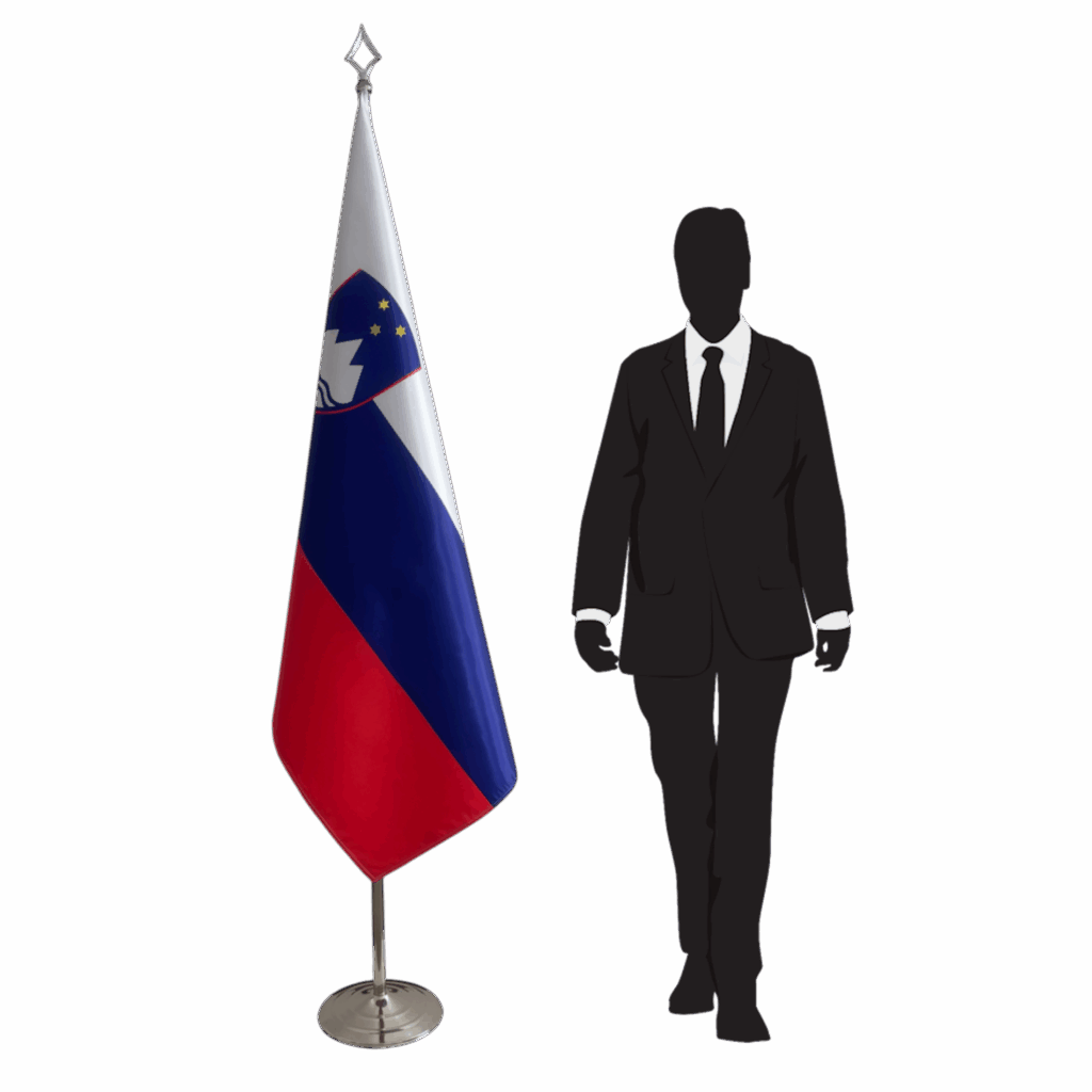 Sloveense vlag op standaard