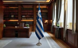 drapeau Grèce avec pied