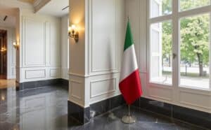 drapeau Italie sur hampe