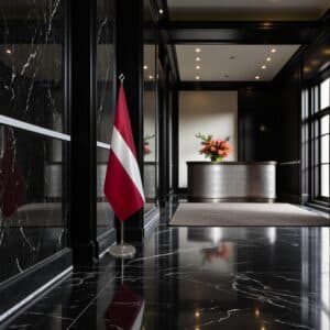 drapeau Lettonie sur hampe