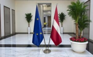 drapeau Lettonie et UE