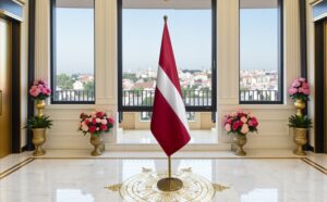 drapeau Lettonie avec socle