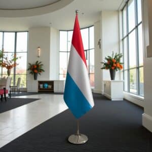 drapeau Luxembourg sur socle