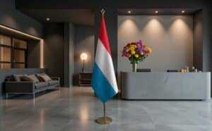 drapeau Luxembourg avec mat