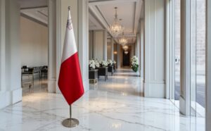 drapeau Malte sur socle