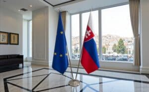 drapeau Slovaquie sur pied