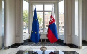 drapeau Slovaquie sur pied