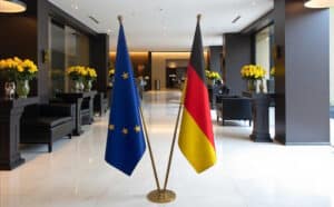 drapeau allemand sur hampe