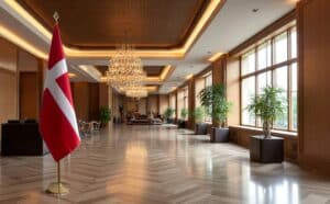 drapeau Danemark avec pied