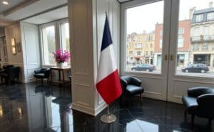 drapeau france sur pied