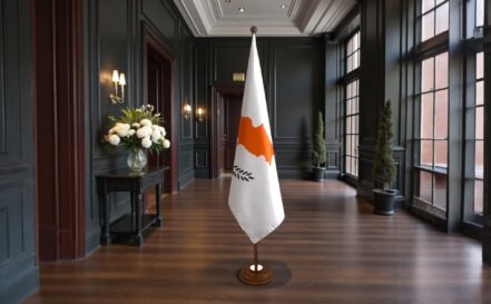 socle drapeau chypre
